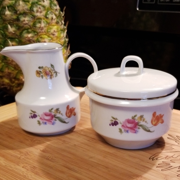 Vintage Henneberg Porzellan sugar & creamer set - Picture 1 of 8